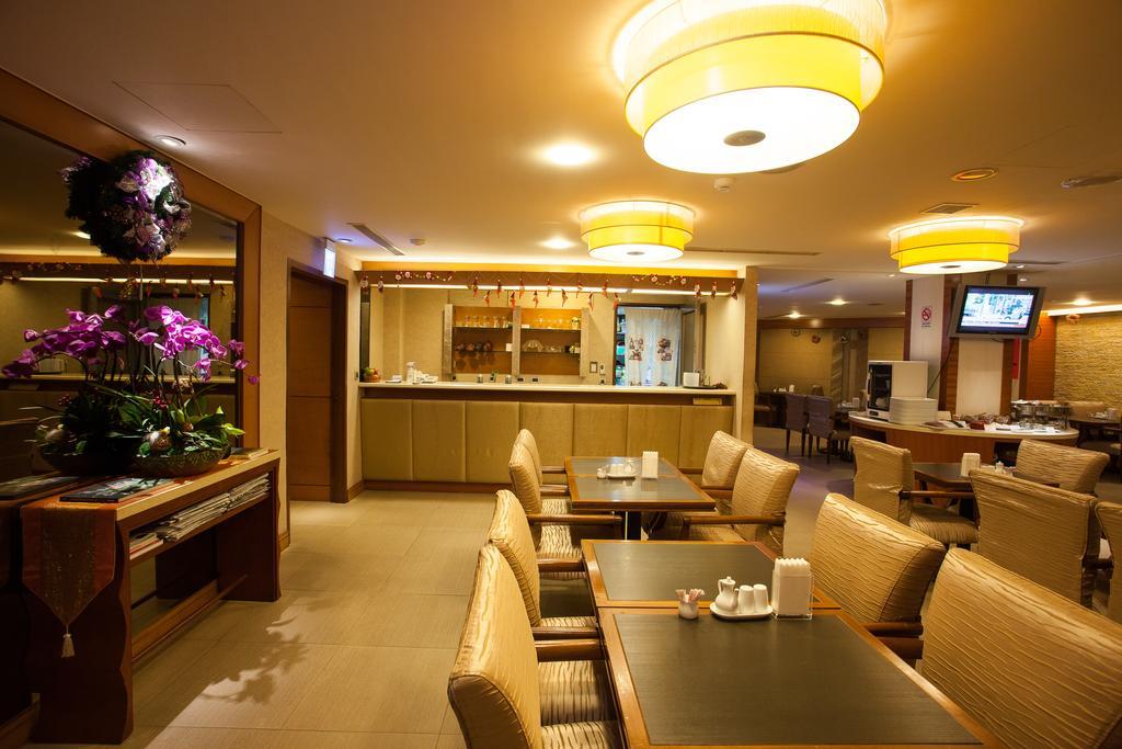 Rich Garden Hotel Taipei Extérieur photo