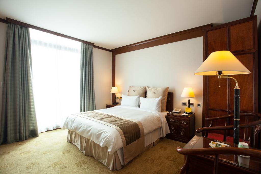 Rich Garden Hotel Taipei Extérieur photo