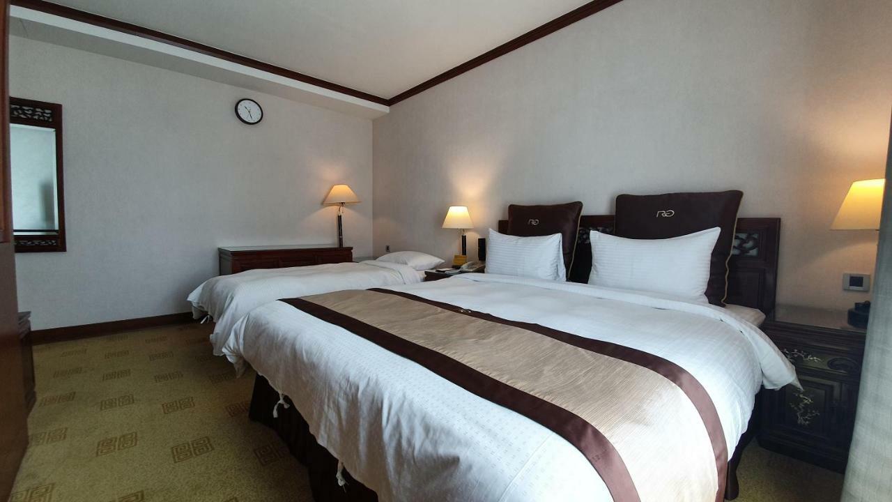 Rich Garden Hotel Taipei Extérieur photo